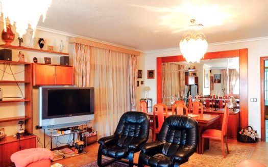 Chalet en Venta en Recas